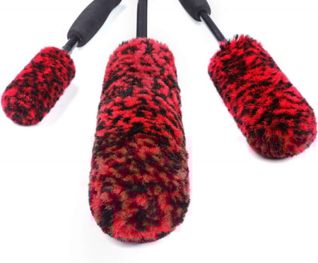 بروش تنظيف الإطارات