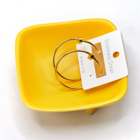 حلق كارتير مسمار ذهبي