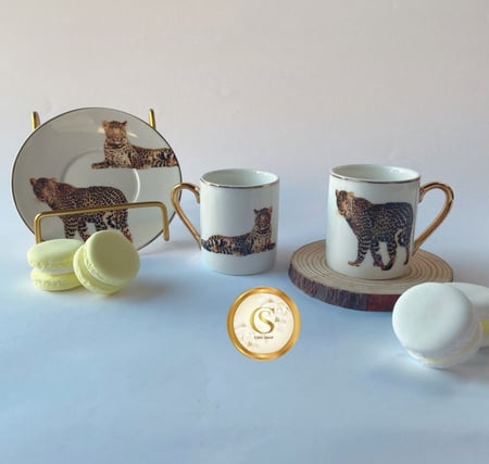 كوب قهوة تركية برسمة التايغر