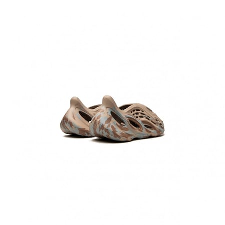 YEEZY FOAM RUNNER "Ararat"
