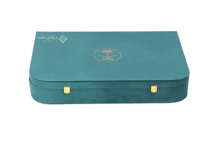 طقم هدية رسمي راقٍ  موديل رقم 4