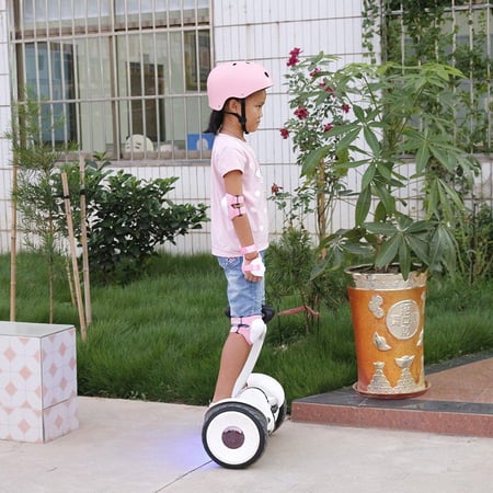 مجموعة واقيات حماية للأطفال مكونة من 6 قطع.