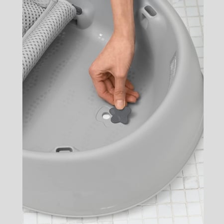 حوض استحمام للأطفال مع شبكة قماش شبكية غير قابل للانزلاق مع فتحة تصريف ويدعم وضعية الاستلقاء للأطفال حديثي الولادة