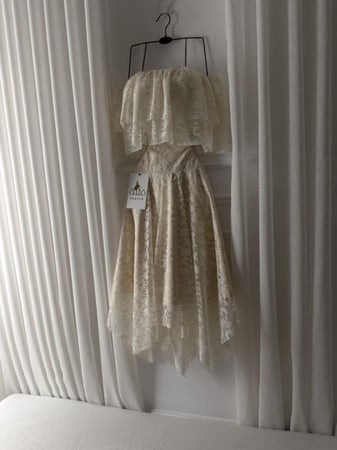 فستان اسماء