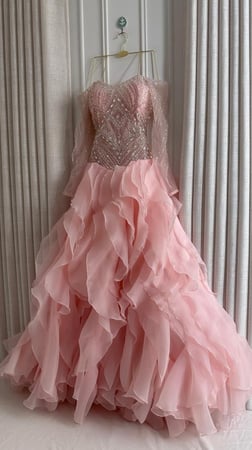 فستان ارايام