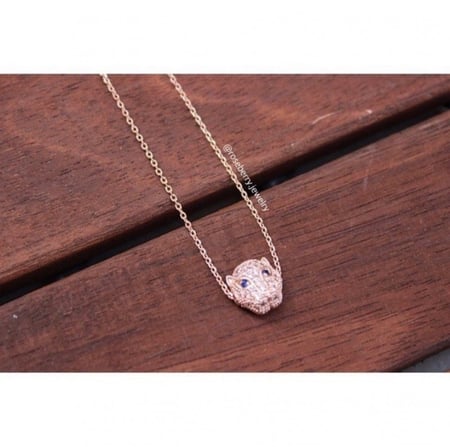 سلسلة النمر مرصعه بزركون فضي