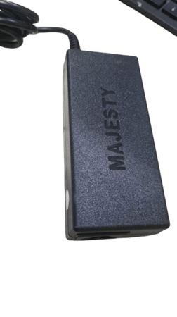 شاحن ديل بجهد 19.5 فولت وتيار 3.34 امبير وقوة 65 واط / laptop charger dell 19.5V 2.34A 65W