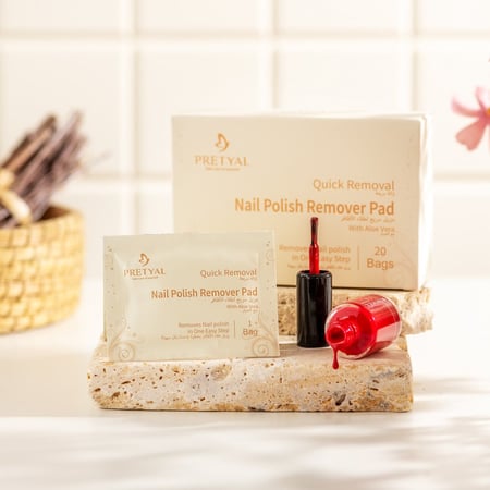 مزيل مناكير (منديل)