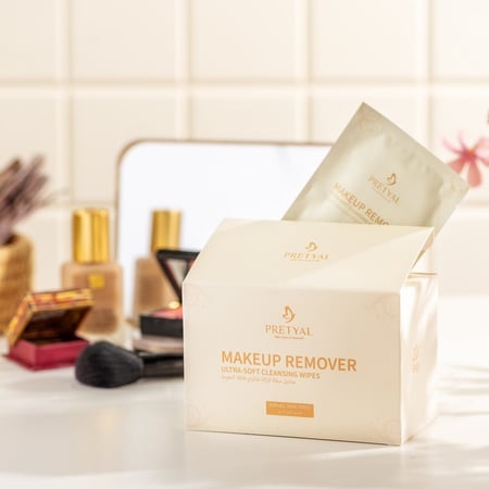 مزيل مكياج (منديل)