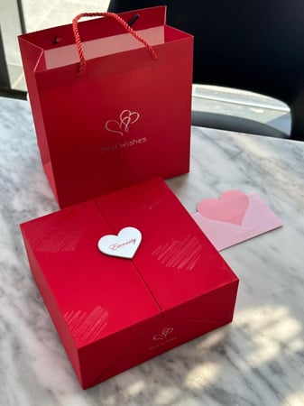 بوكس ورد مربع أحمر