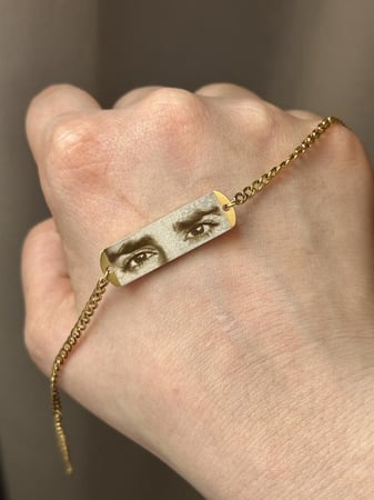 أساور بلاك اوبيرلا ذهبي نحت صور-كتابة