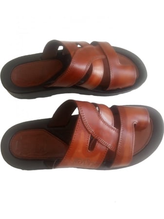 صندل فلسطيني مفتوح