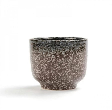 كوب  فخاري رمادي بنمط أبيض منقط