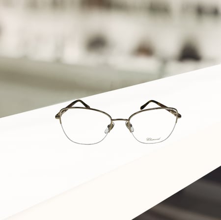نظارة طبية شوبارد نسائية إطار أنيق