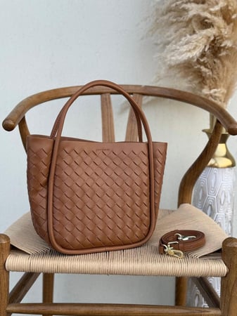 BOTTEGA VENETA MINI TOTE BAG