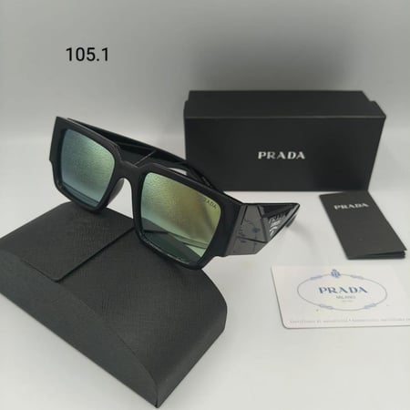 نظارة برادا