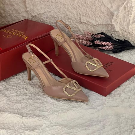 كعب فالنتينو