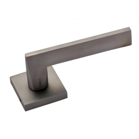 مقابض ابواب فضي