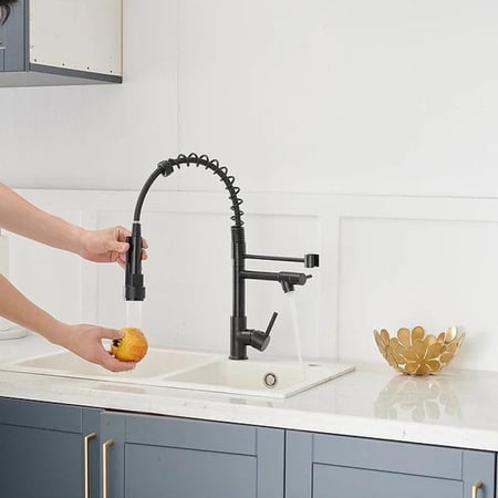 خلاط مياه اسود