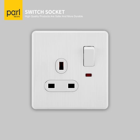 فيش كهرب ثلاثي