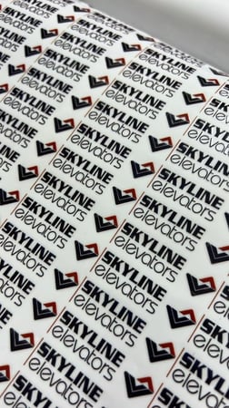 طباعة ستيكر UV DTF سماكة 3 ملم بالمتر