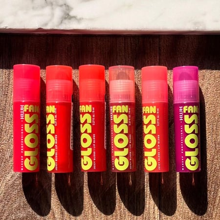 قلوسات مورّدة ومرطبة 6 ألوان من مي دريم