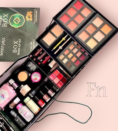 بوكس مكياج عروسة مت جيرل الجديد