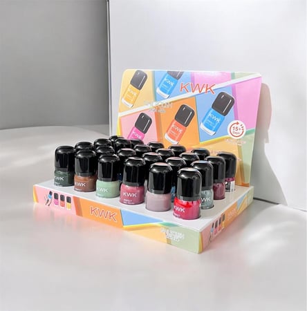 مناكير لامعه 24 لون بديل كيكو