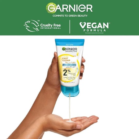 غارنية غسول مقشر يومي للبشرة المعرضة للحبوب بفيتامين سي - 150مل