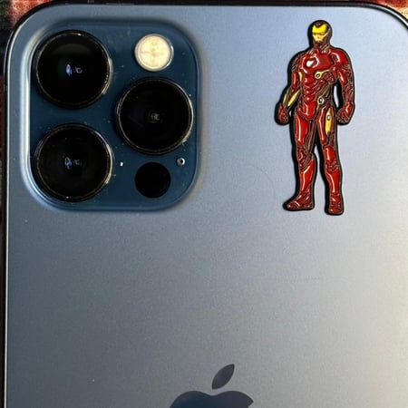 ستيكر معدني - ايرون مان