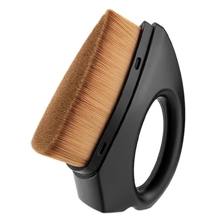 فرشاة تلميع كفرات السيارة والاماكن الضيقة