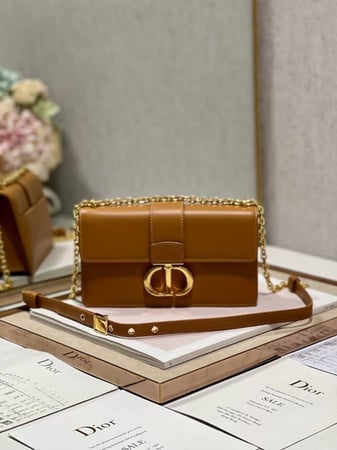 شنطه ديور توب