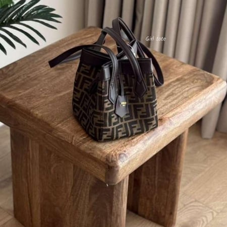 شنطه فيندي Fendi