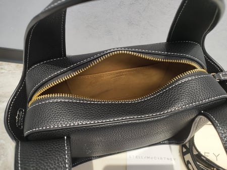 ‏شنطة ستيلا ماكارتني