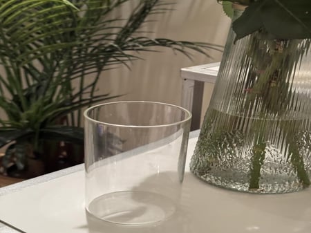 كوب نحيف tall cup