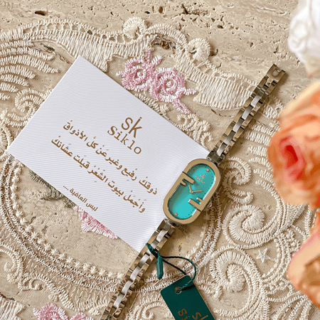 الساعة الاستيل النسائية ذات التفاصيل المميزة لإطلالة ملفتة  باللون الفضي ميناء تيفاني