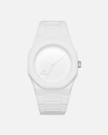 ساعة كربون باللون الابيض