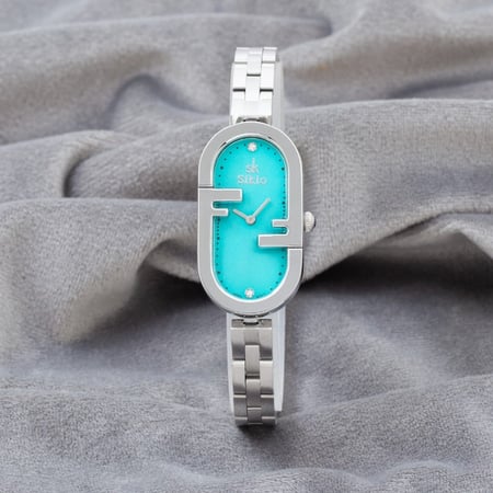 الساعة الاستيل النسائية ذات التفاصيل المميزة لإطلالة ملفتة  باللون الفضي ميناء تيفاني