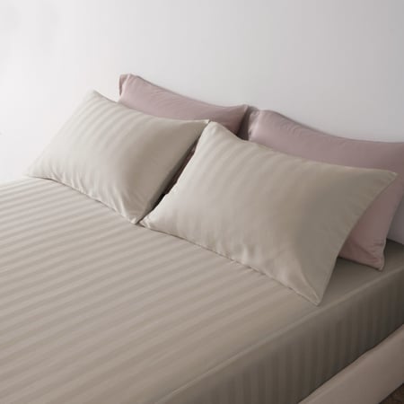 طقم شراشف فندقية مزدوج - 3 قطع - رمادي جديد