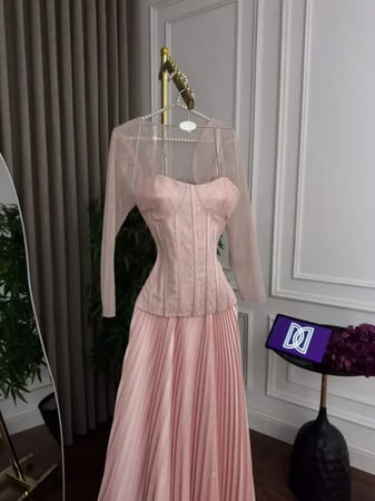 فستان نرمين