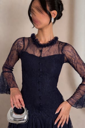 فستان كحلي دانتيل ميدي – سهرة وخطوبة راقي 1