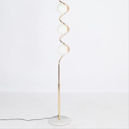 ابجورة ثلاثة انارة سبايرل ذهبي او اسود