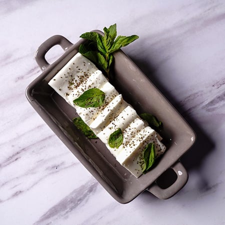 جبن ماعز حلوم بالأعشاب