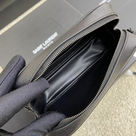 Saint Laurent LouLou Camera