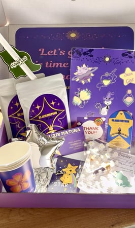 بوكس تُبِهْر -  كيسين ماتشا احتفالية – 100g