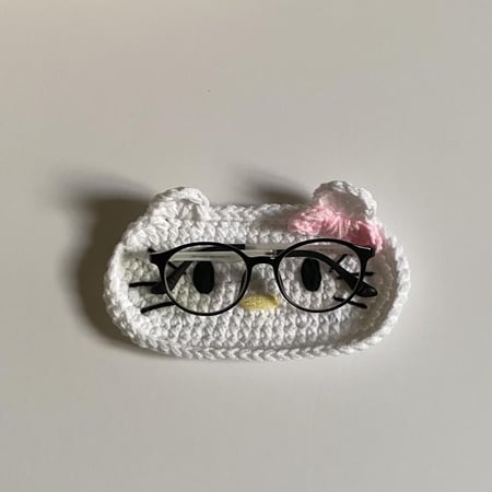 حامل نظارات hello kitty