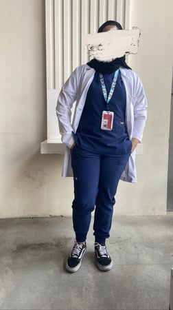 لاب كوت Skechers