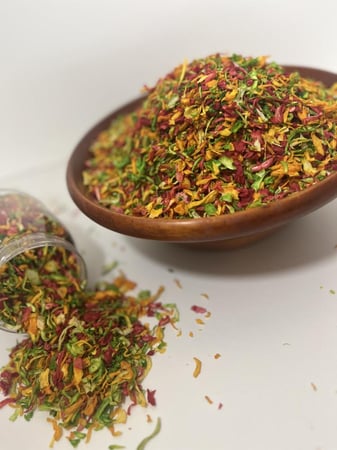 بصل ملون مجفف