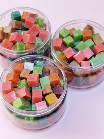 100 حبة بخور مستكة مكعبات 15 عطر