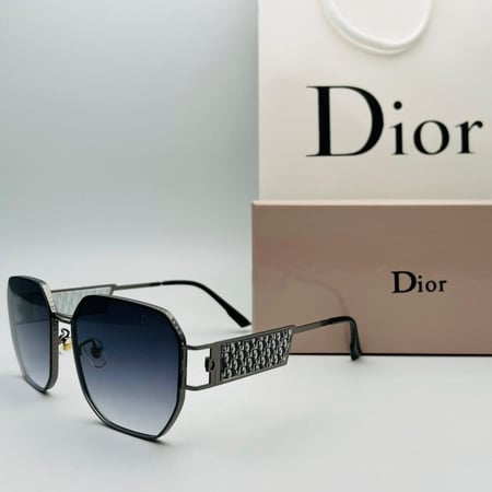 نظارة شمسية ماركة